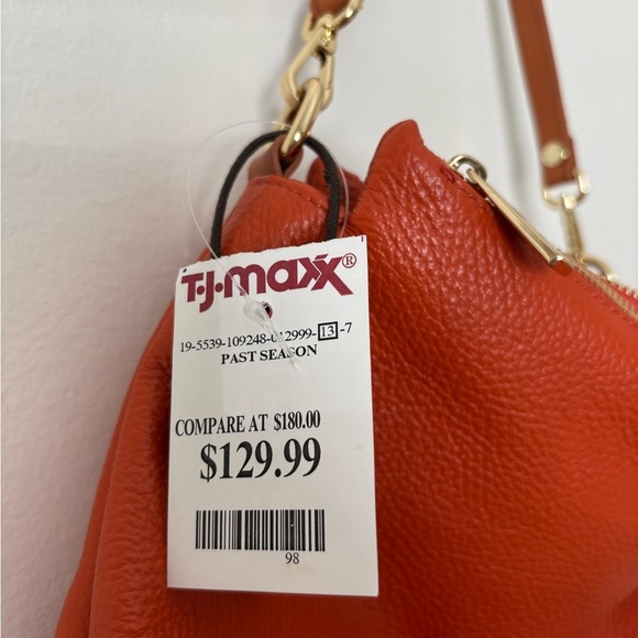 Valentina Elegant Orange Handbag - Picture 6 of 13